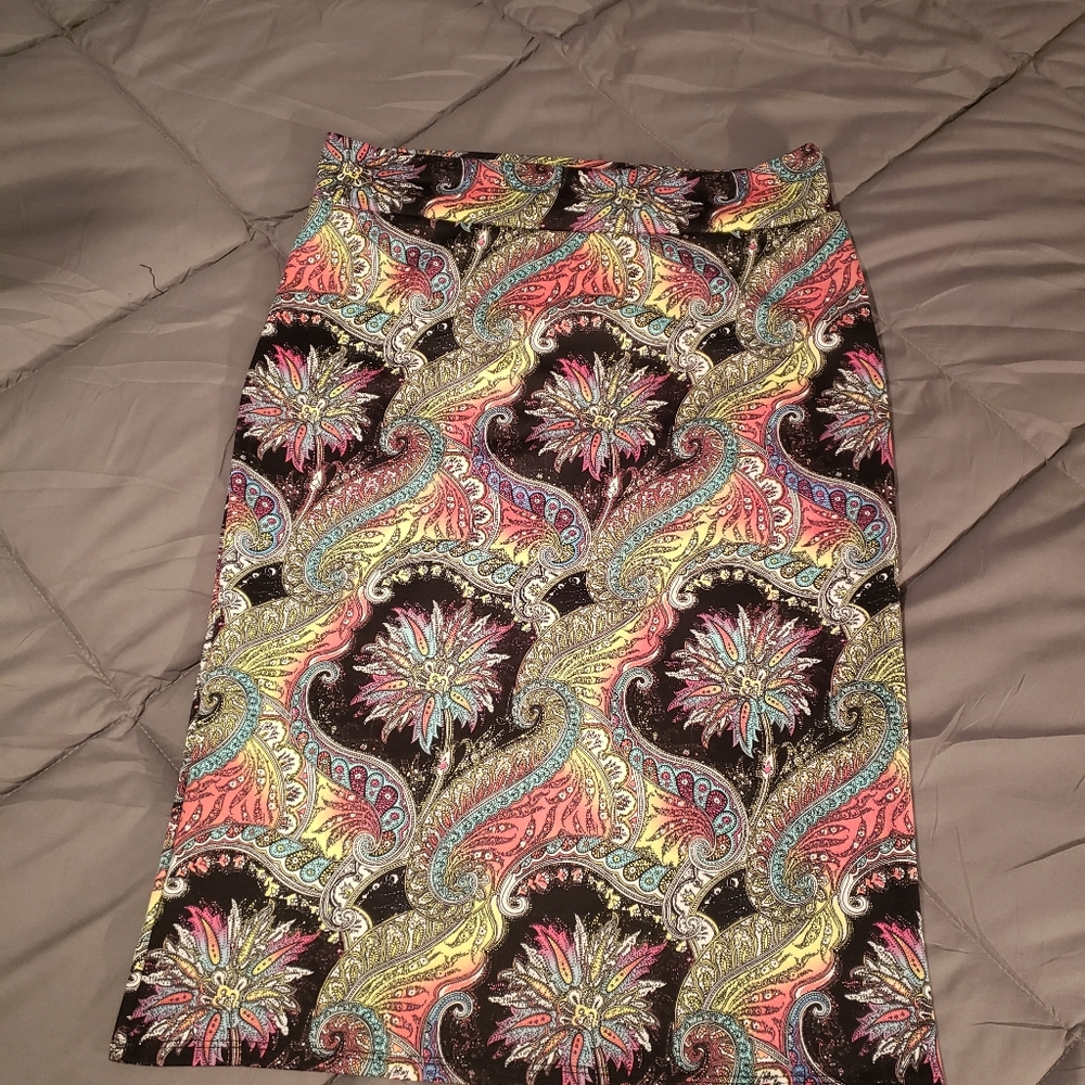 Pencil skirt
